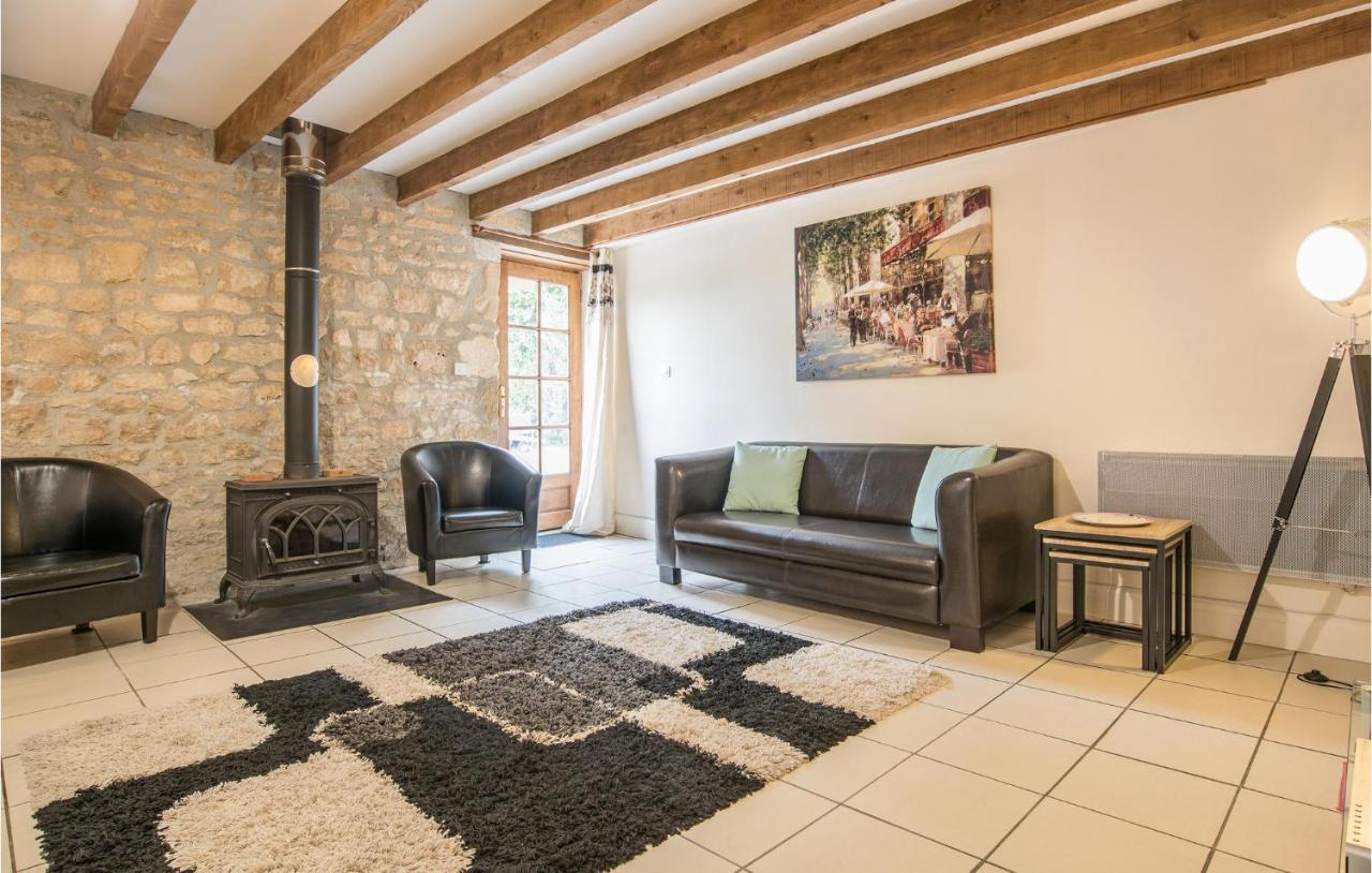 Lovely Home In Nanclars With Kitchen 外观 照片